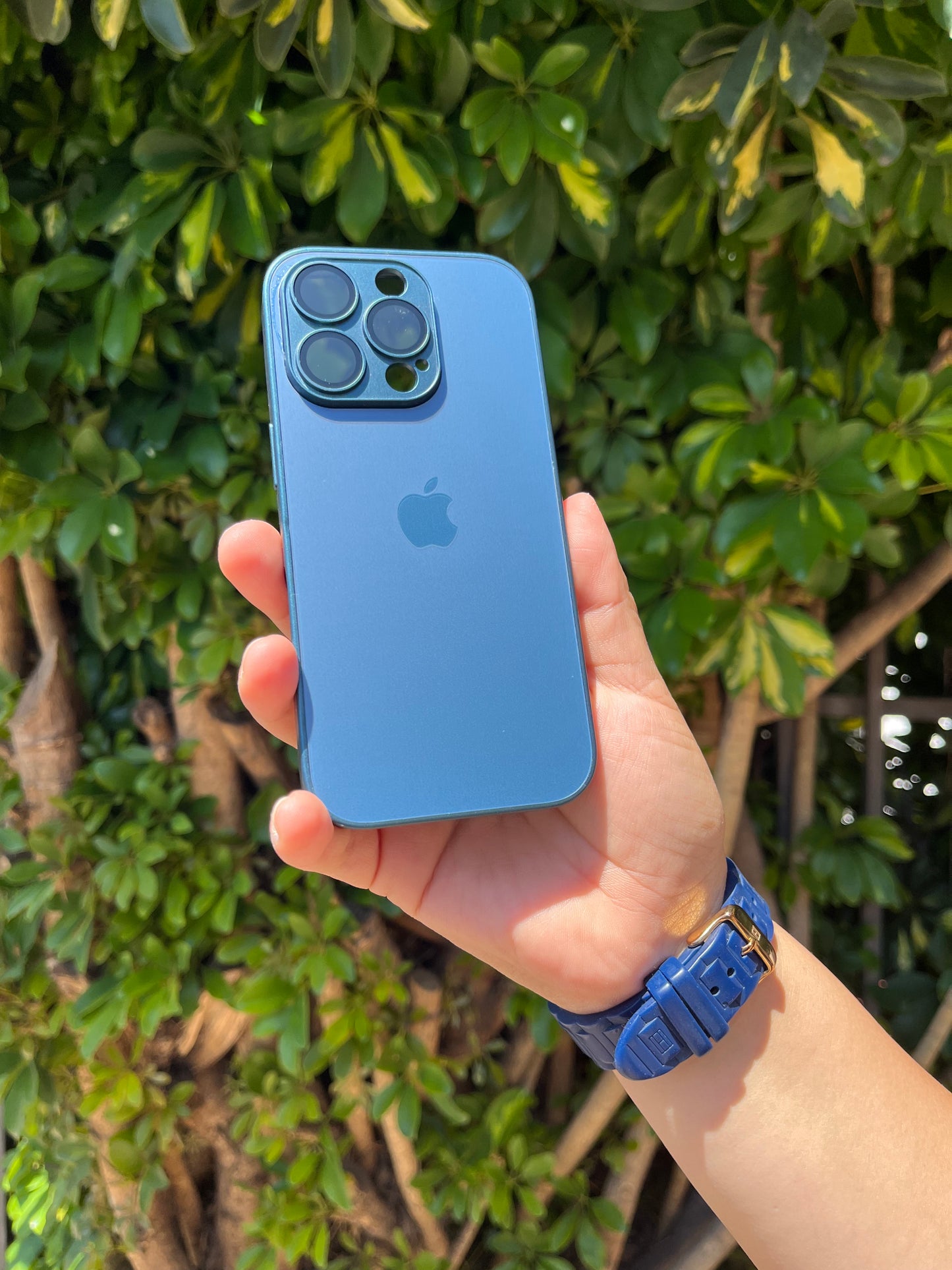 Glass Case Azul Océano iPhone 15ProMáx/16Pro/16ProMáx