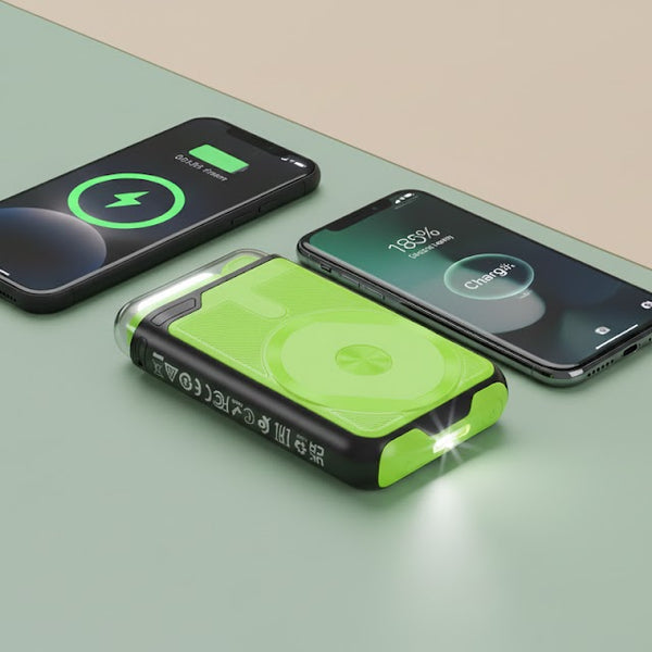 Batería Externa MagSafe + linterna + soporte (Power Bank)